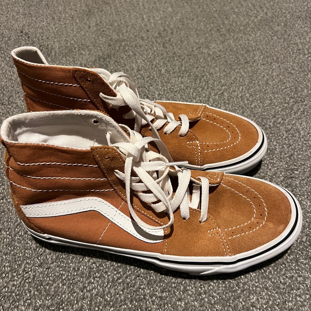Vans - Picture 7 of 9